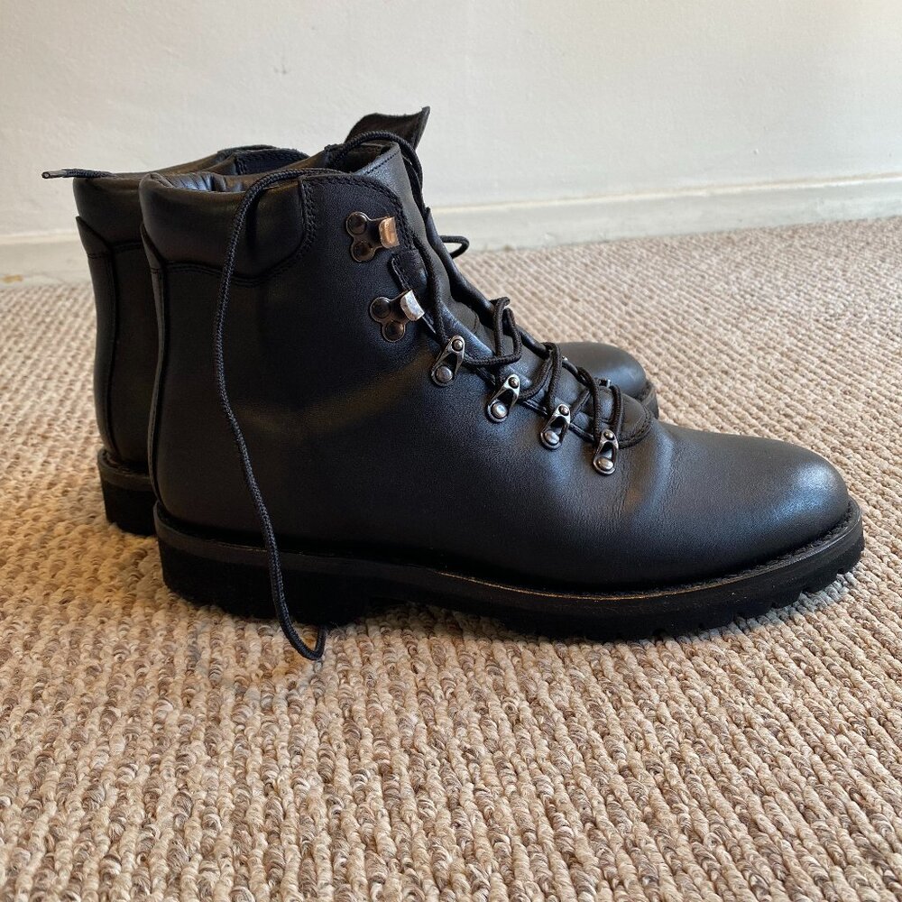 Men's Black Leather Lace-Up Hiking Boots